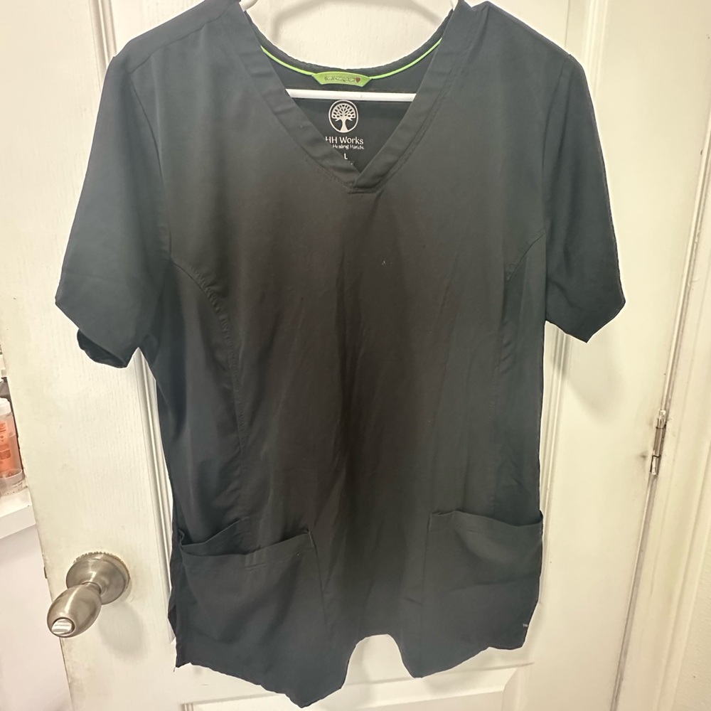 HH Works Scrub Top size L